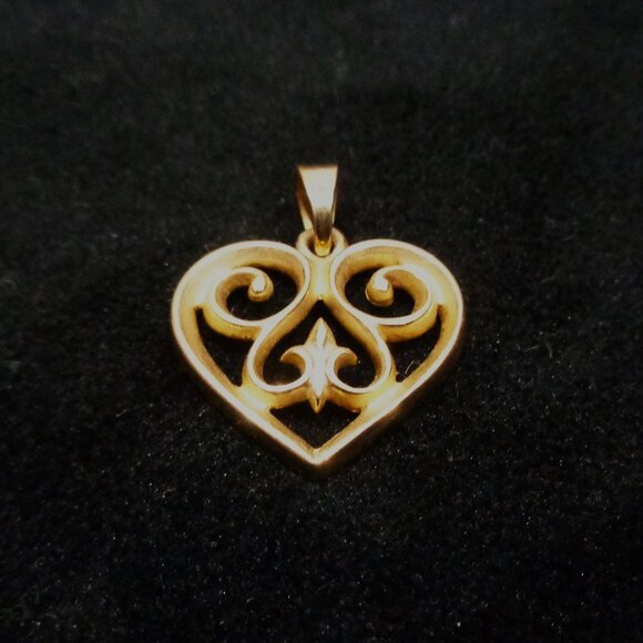 James Avery Pendant Charm 14K Gold Filigree French Scroll Heart Love - Picture 2 of 8